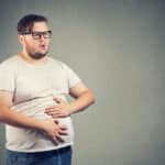 Excesso de gases ou empachamento precisa de um tratamento adequado