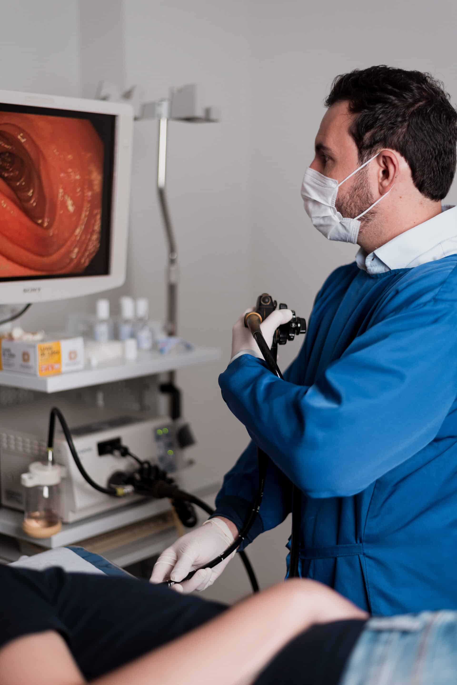 Colonoscopia | Dr. Arthur Arrais